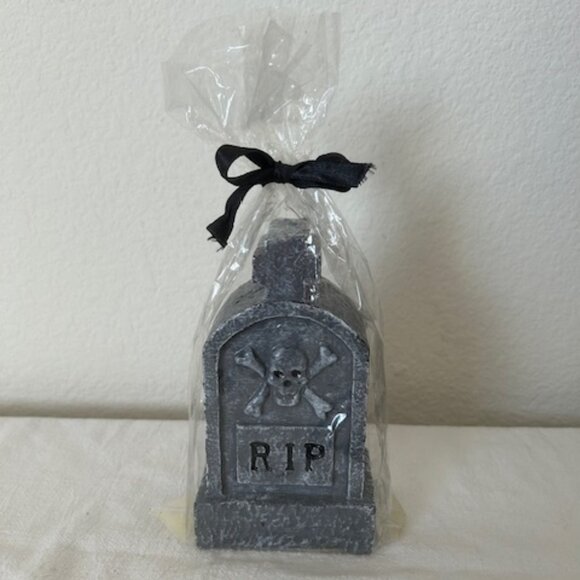 Halloween Headstone Graveyard Wax Candle NEW - Picture 1 of 9